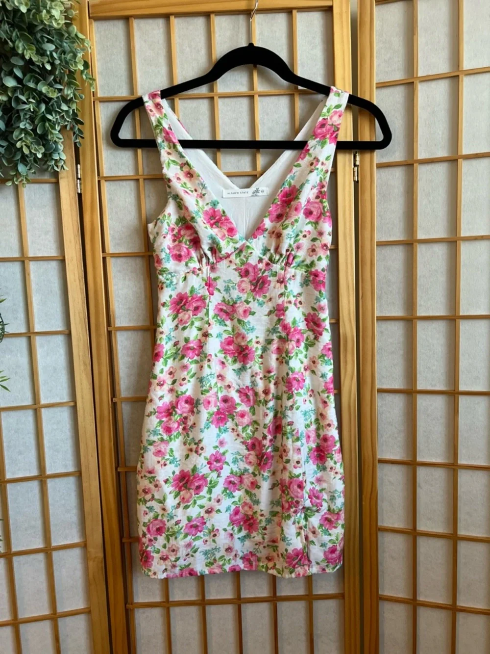 Altar’d State Floral Mini Dress XXS Pink Rose Cottagecore V-Neck Sleeveless - Picture 1 of 12